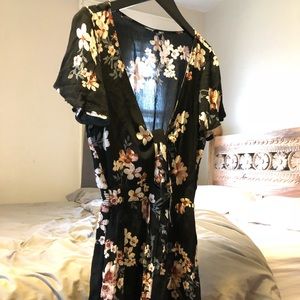 American Eagle Floral Romper